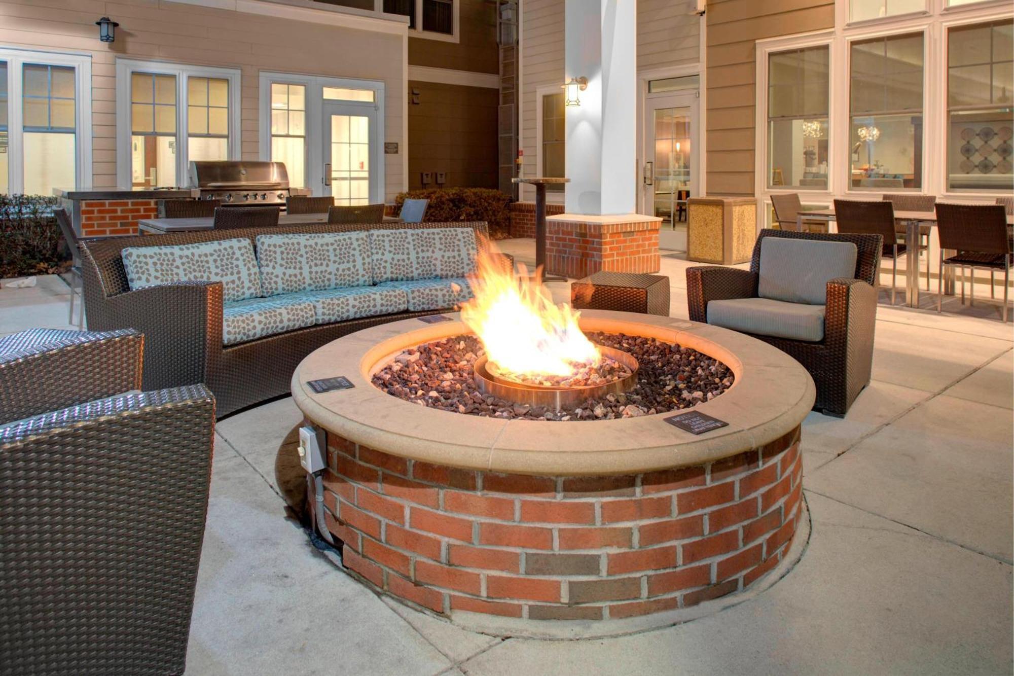 Woodvale Residence Inn By Marriott Richmond Chester מראה חיצוני תמונה